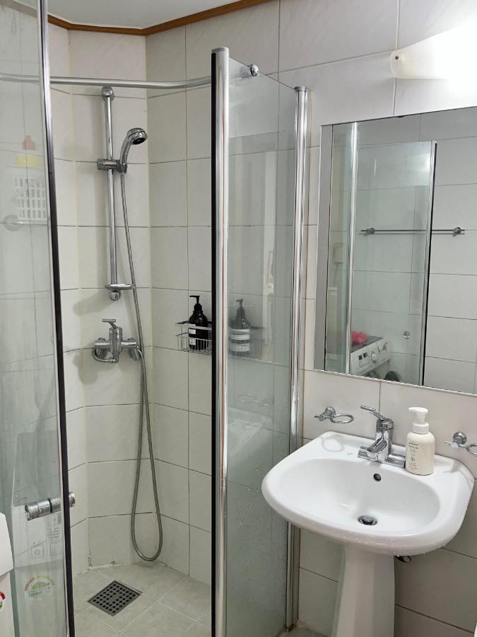 Căn hộ 1 Minute House From Hongdae Seoul